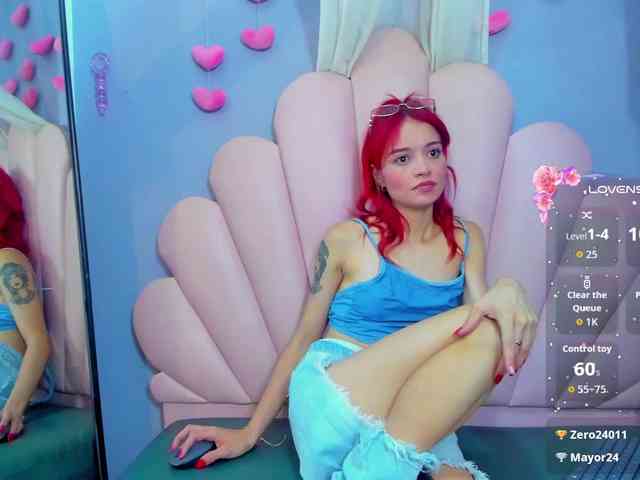 LUCY_MILLER webcam