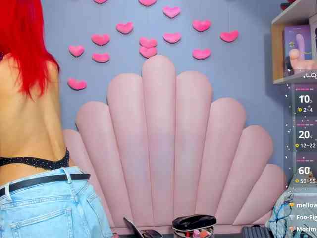 LUCY_MILLER webcam
