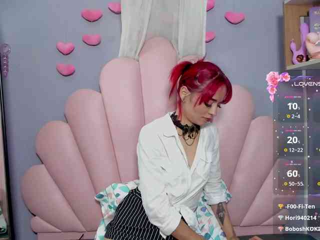 LUCY_MILLER webcam