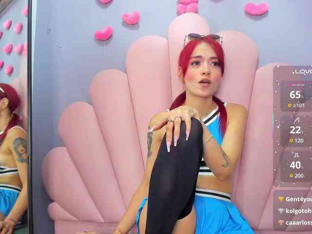 LUCY_MILLER webcam
