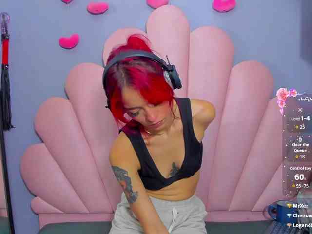 LUCY_MILLER webcam
