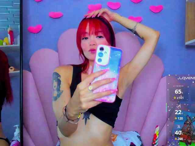 LUCY_MILLER webcam