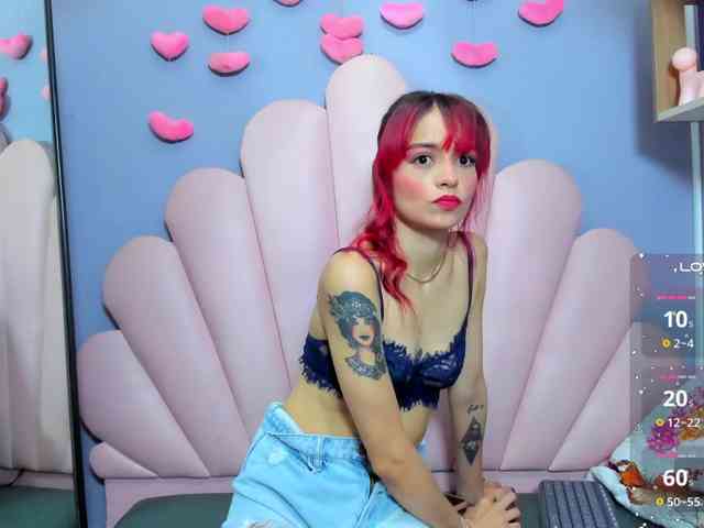 LUCY_MILLER webcam