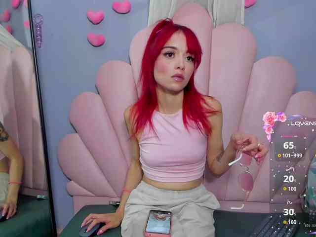 LUCY_MILLER webcam