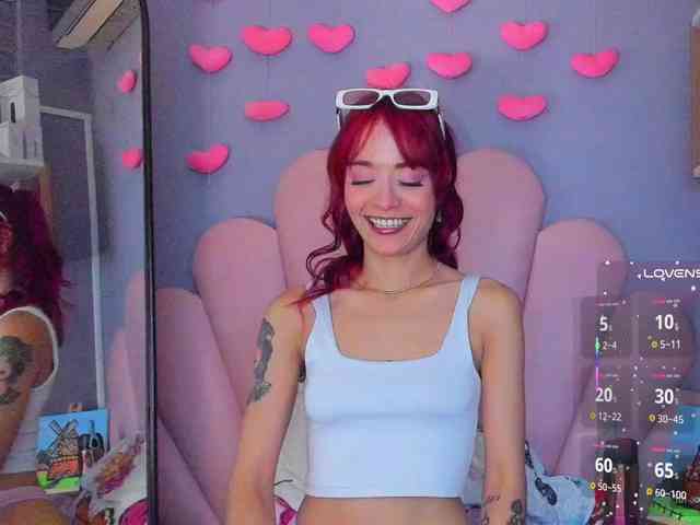 LUCY_MILLER webcam