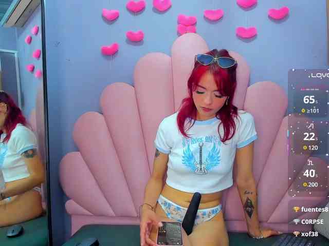 LUCY_MILLER webcam