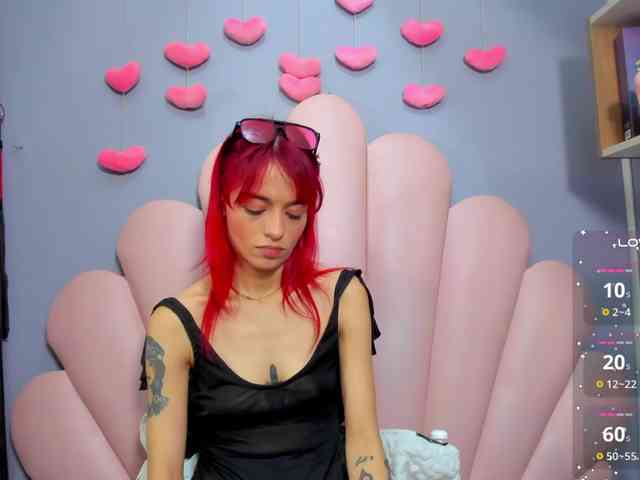 LUCY_MILLER webcam
