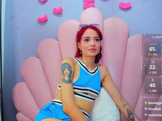 LUCY_MILLER webcam