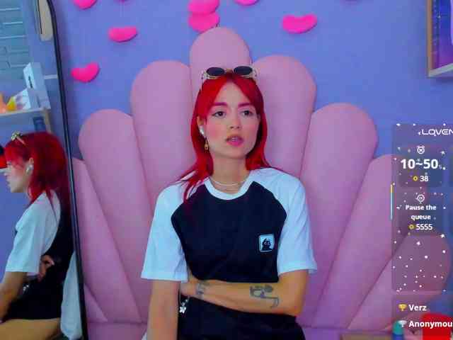 LUCY_MILLER webcam
