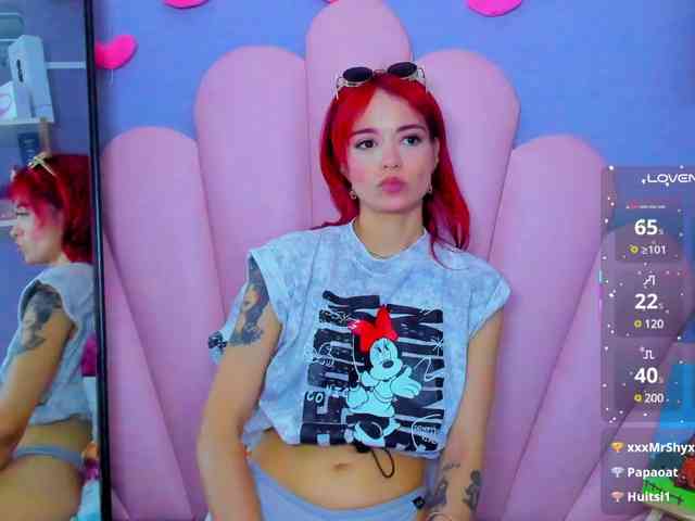 LUCY_MILLER webcam