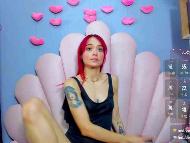 LUCY_MILLER webcam