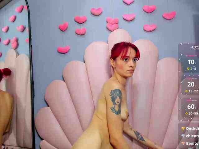 LUCY_MILLER webcam