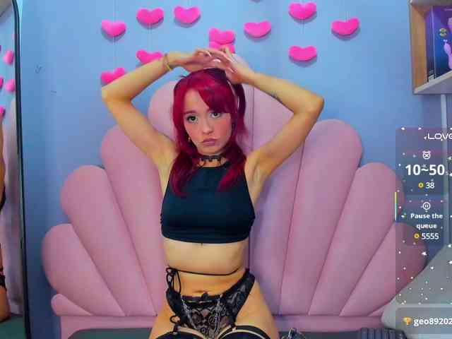 LUCY_MILLER webcam