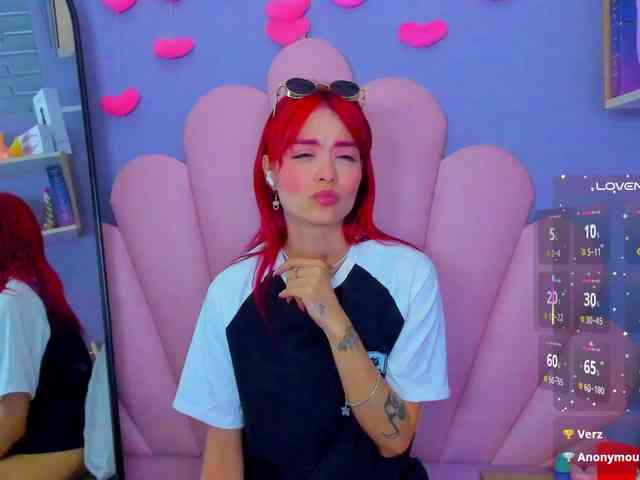 LUCY_MILLER webcam