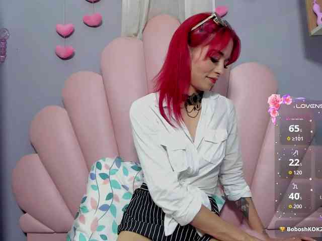 LUCY_MILLER webcam