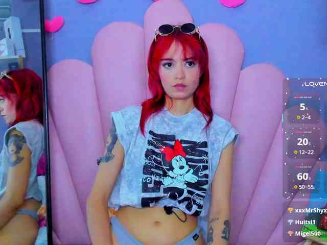 LUCY_MILLER webcam