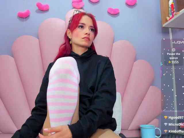 LUCY_MILLER webcam