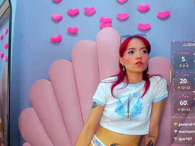 LUCY_MILLER webcam