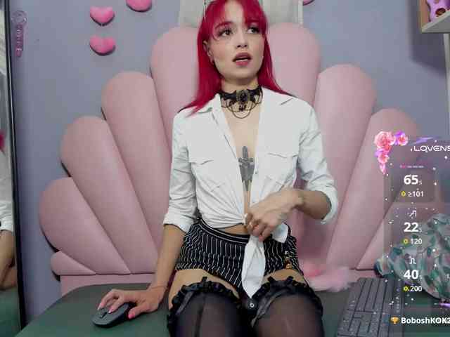 LUCY_MILLER webcam