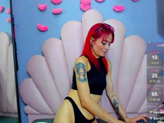 LUCY_MILLER webcam