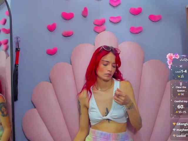 LUCY_MILLER webcam