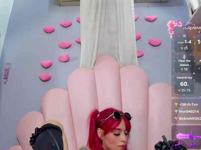 LUCY_MILLER webcam