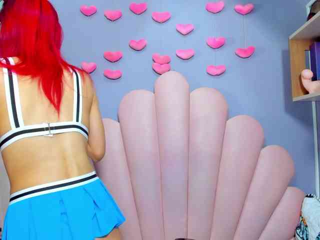 LUCY_MILLER webcam