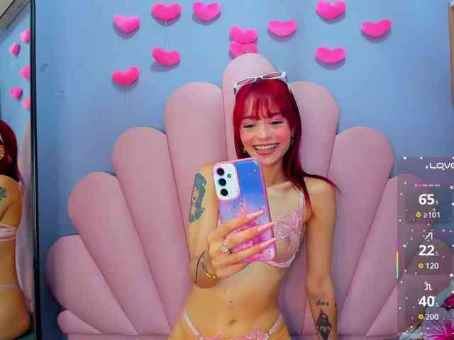 LUCY_MILLER webcam