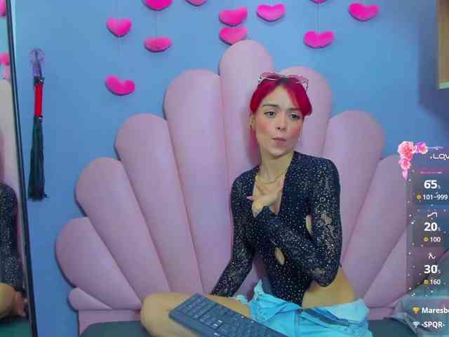 LUCY_MILLER webcam