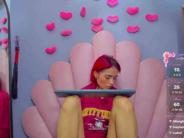 LUCY_MILLER webcam
