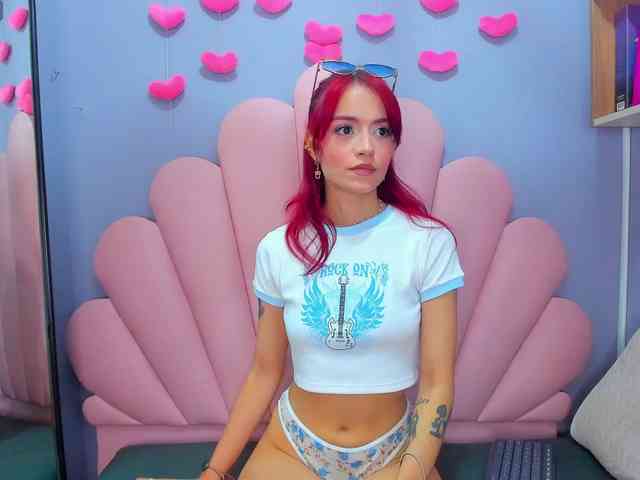 LUCY_MILLER webcam