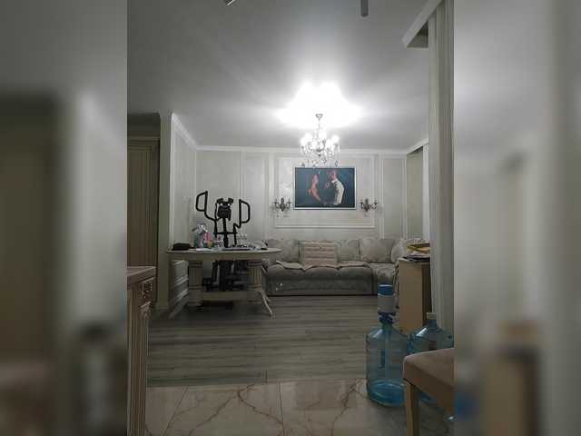 модель MissPinkX