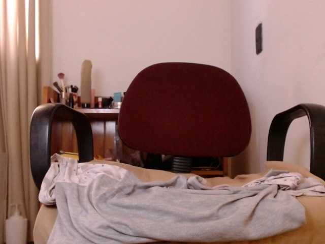 Abigailstone69's BongaCams show and profile