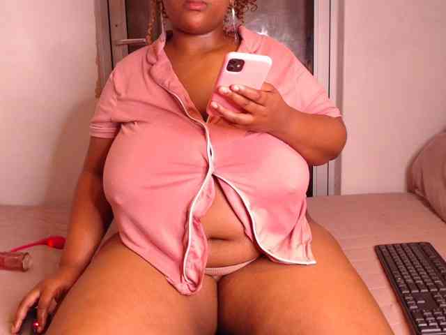 SpittingMermaid webcam