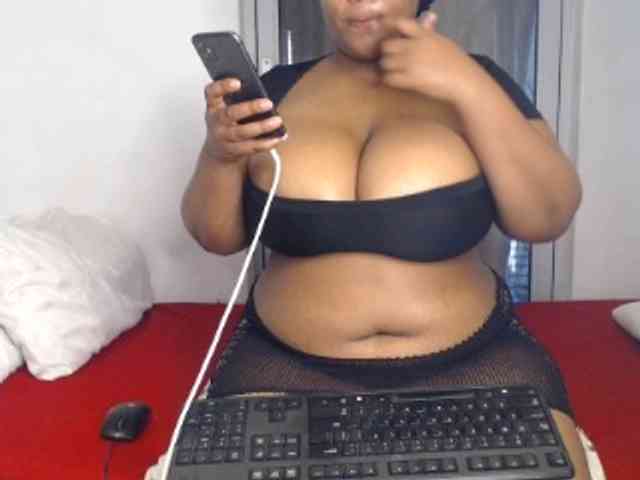 SpittingMermaid webcam