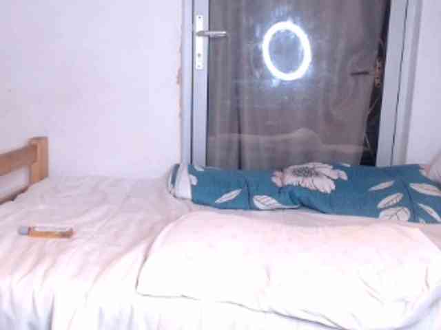 SpittingMermaid webcam