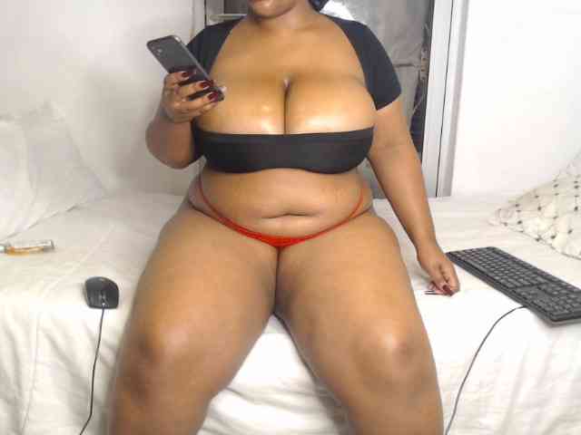 SpittingMermaid webcam