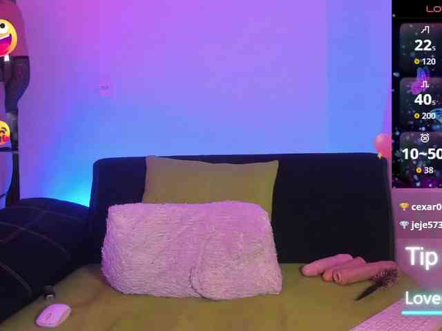 alanasexyhot Live Webcam on BongaCams