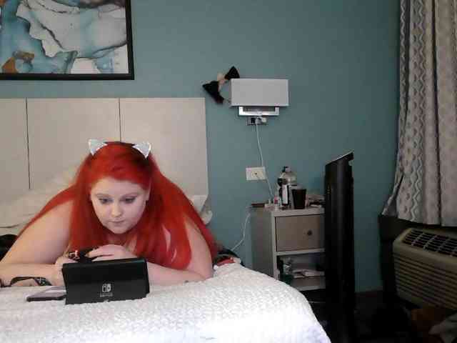MysticLynn420 webcam