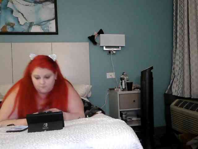 MysticLynn420 webcam
