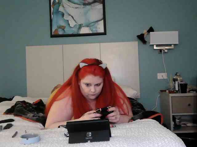 MysticLynn420 webcam