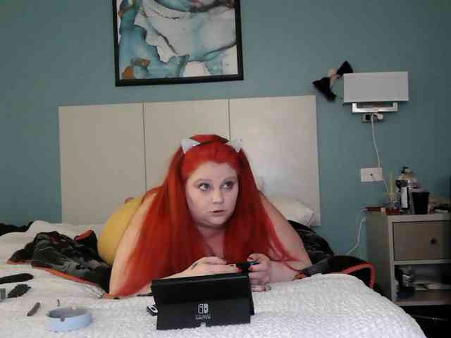 MysticLynn420 webcam