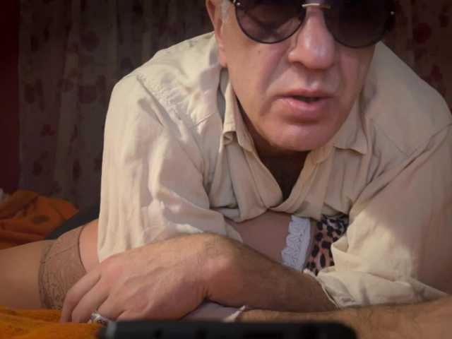 StellarTeam from BongaCams