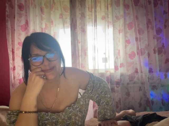 StellarTeam's BongaCams show and profile