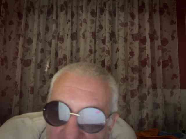 StellarTeam Live Webcam on BongaCams