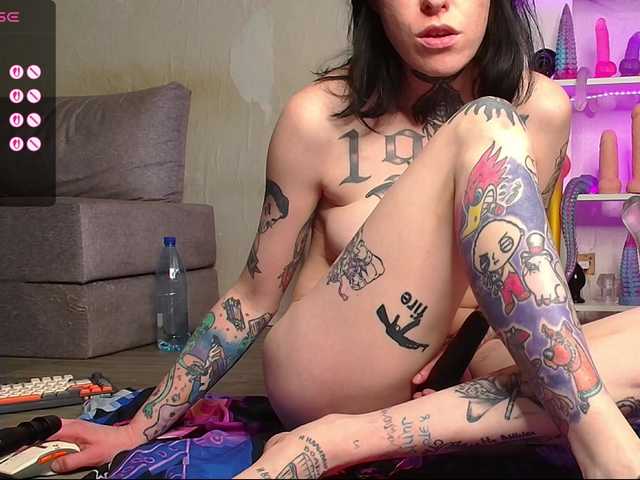 ArinaTheKink's BongaCams show and profile