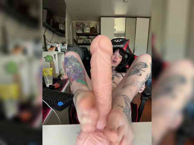 ArinaTheKink webcam