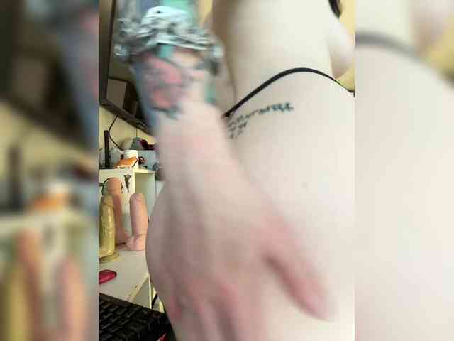 ArinaTheKink webcam