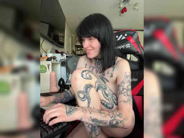 ArinaTheKink webcam