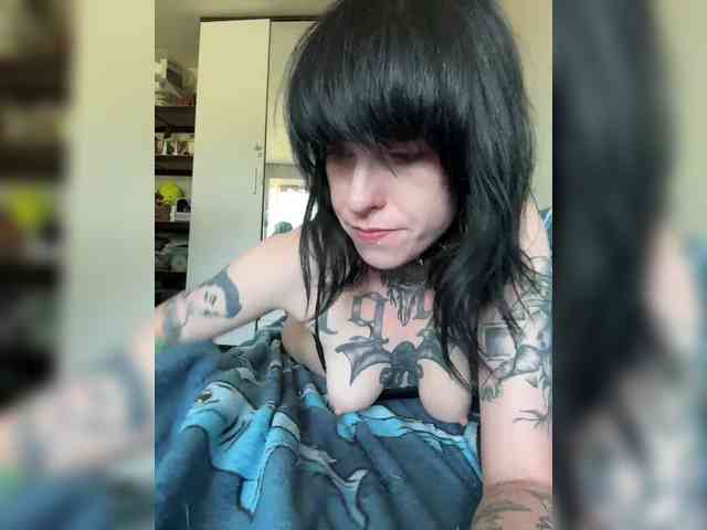 ArinaTheKink webcam